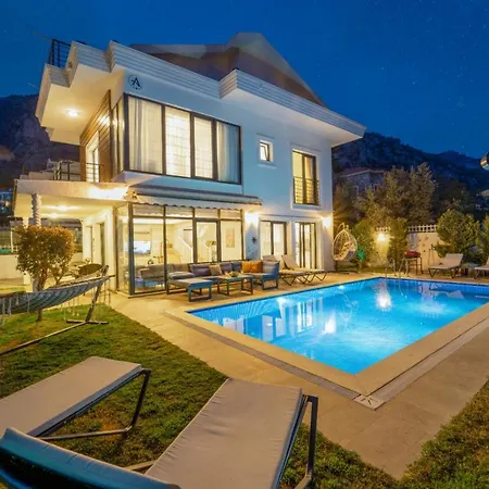 فيلة Sacred Private W/pool, Garden, Jacuzzi. *