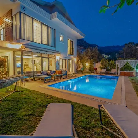 Sacred Private W/pool, Garden, Jacuzzi. * غوجيك